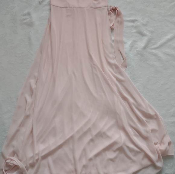 New 🎀 Chiffon halter ruffle off shoulder gown maxi dress Sample Bill Levkoff
